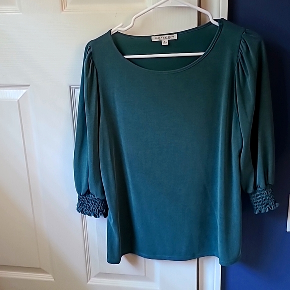 Top - Picture 1 of 4